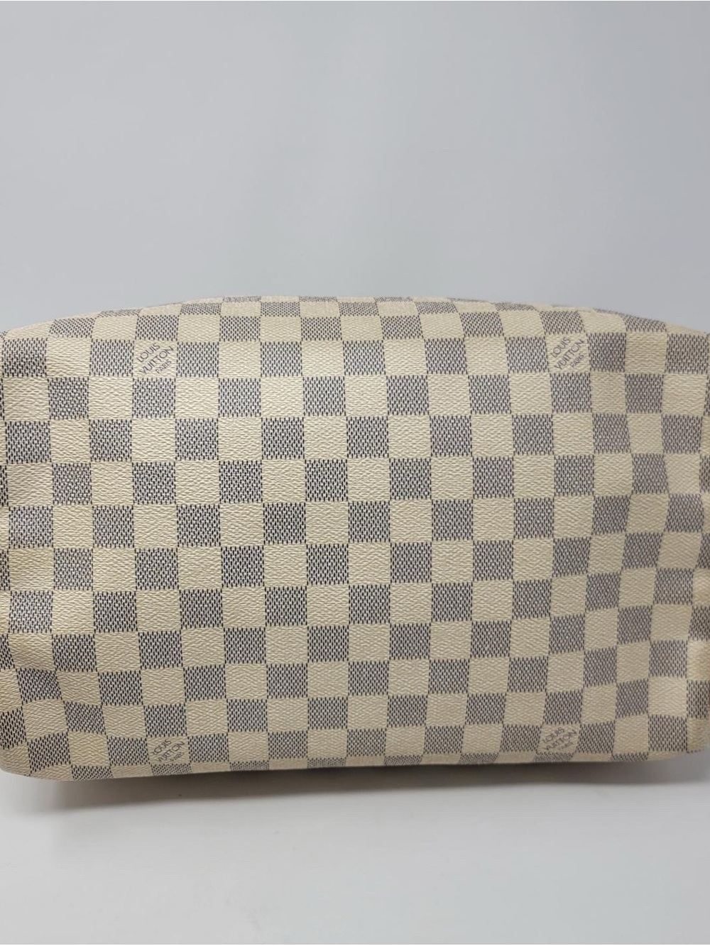 Louis Vuitton Cream and Tan Checkered Satchel - Picture 4 of 12